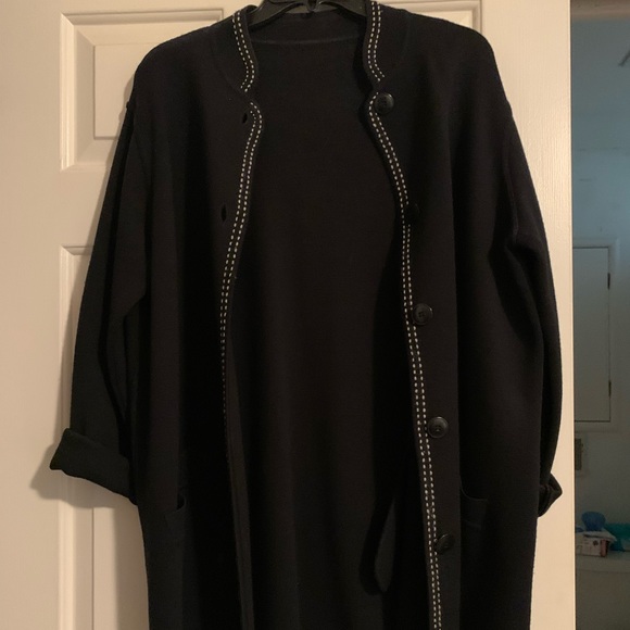 Eileen Fisher black jacket with white trim - Picture 1 of 3